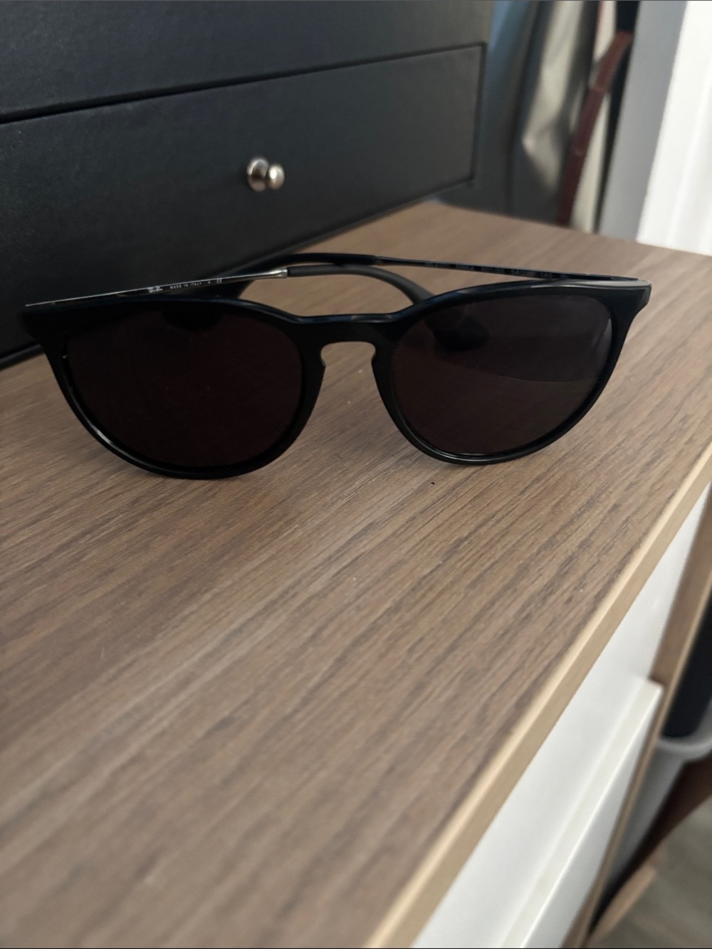 Womens Raybans Erika Black Sunglasses - Classic Polarized Shades